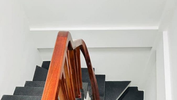 NHÀ MỚI NGUYỄN CHÍNH, HOÀNG MAI -LÔ GÓC- CỰC THOÁNG SÁNG, 50M2, 5 TẦNG, MT 3.6M, 5.2 TỶ